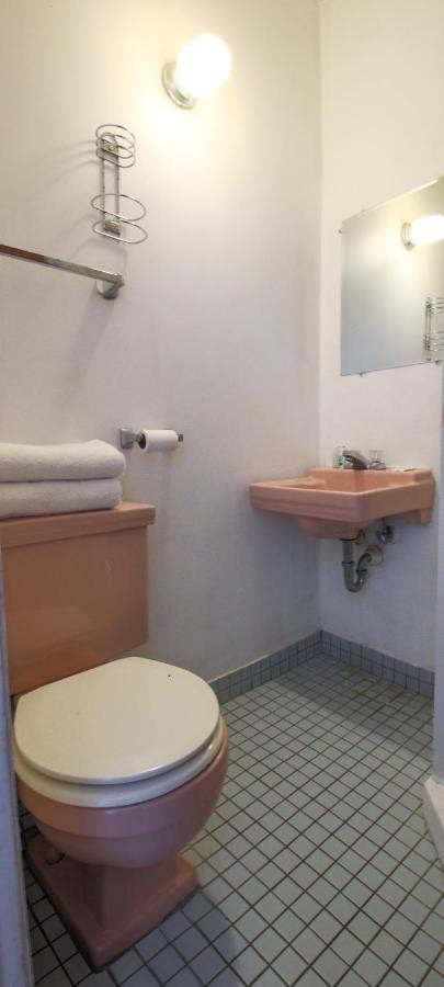 Rosthern Hotel Екстериор снимка
